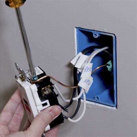 how to install a gfi outlet correctly